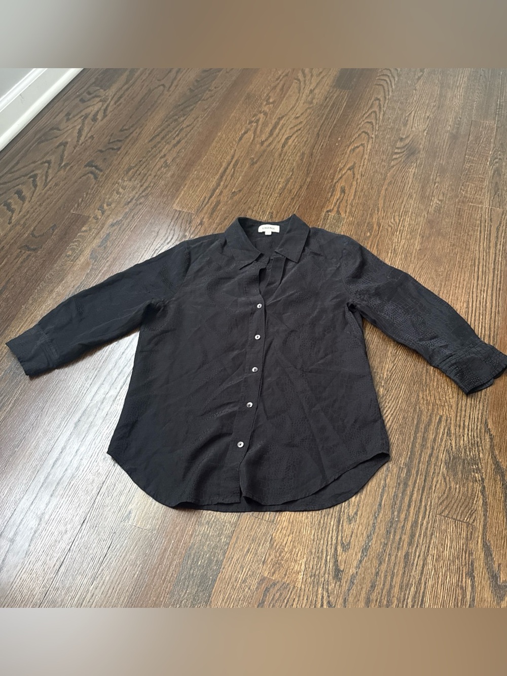 L’AGENCE Black 100% Silk Blouse Snakeskin XS Button Down 3/4 Sleeve